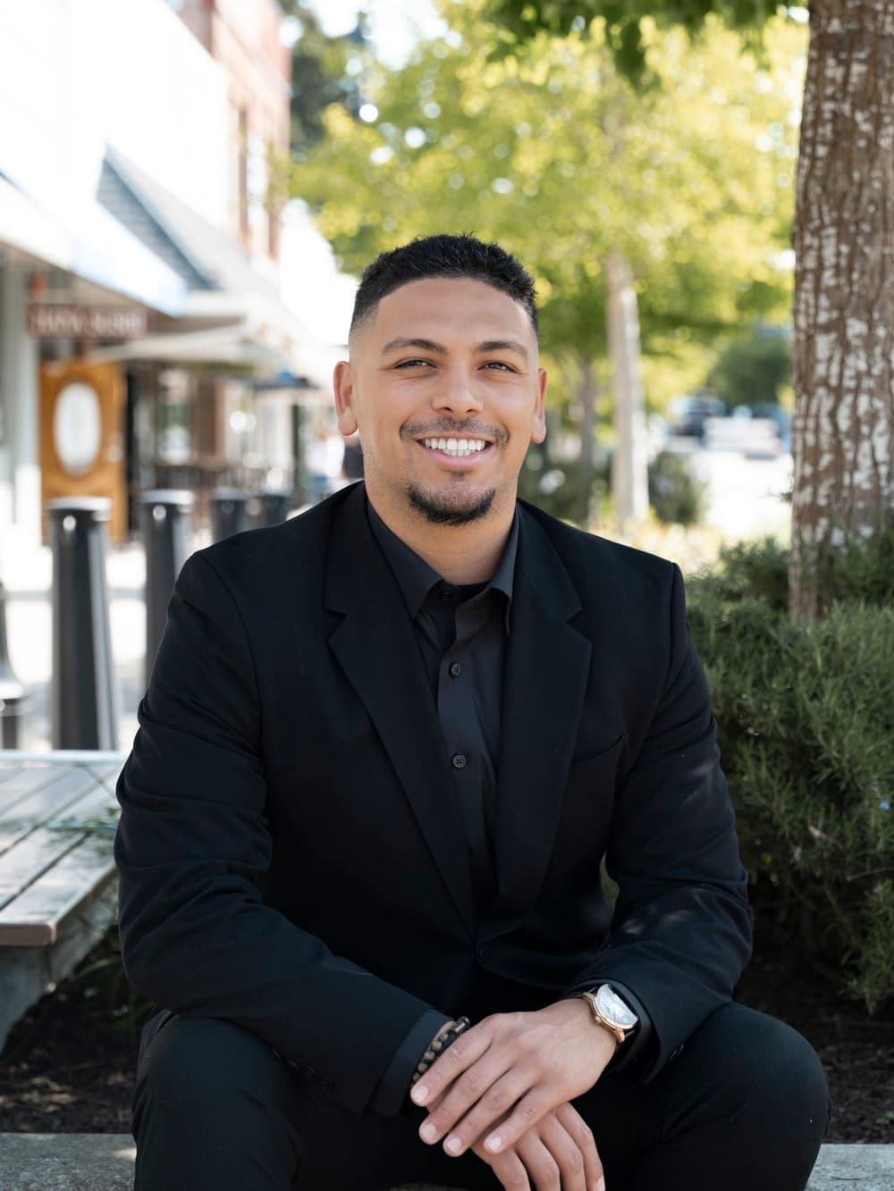 Isaac Ortiz, Compass Broker